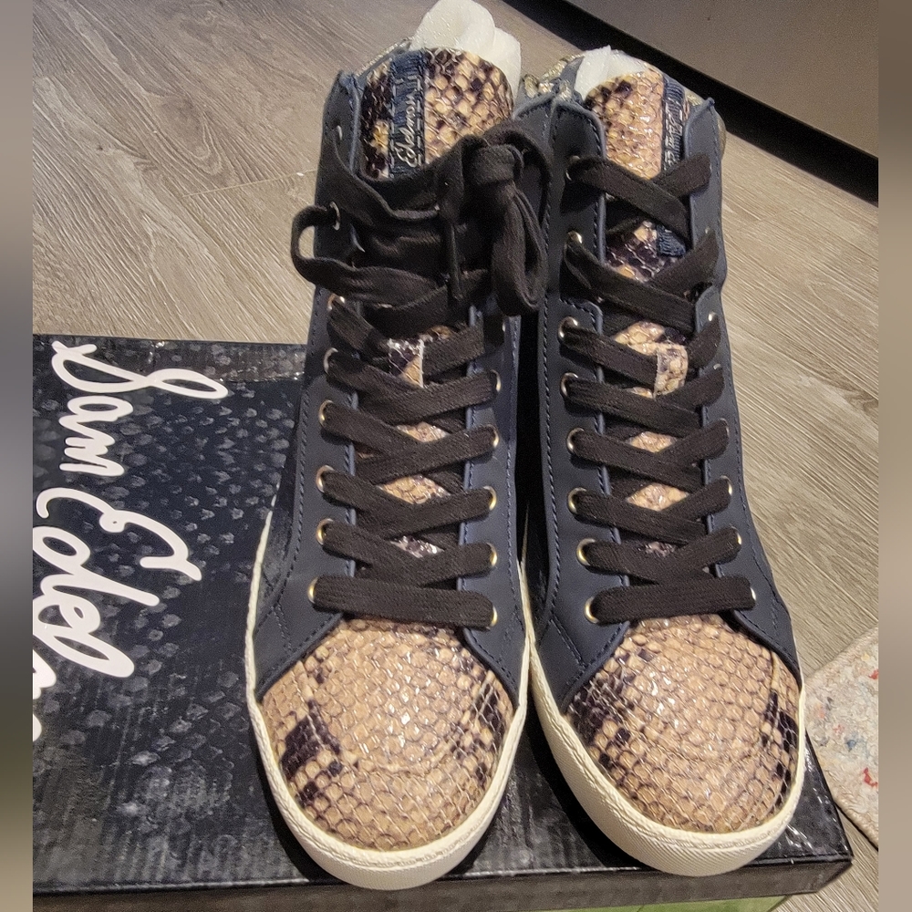 *NEW* Sam Edelman Casual sneaker - Picture 4 of 7